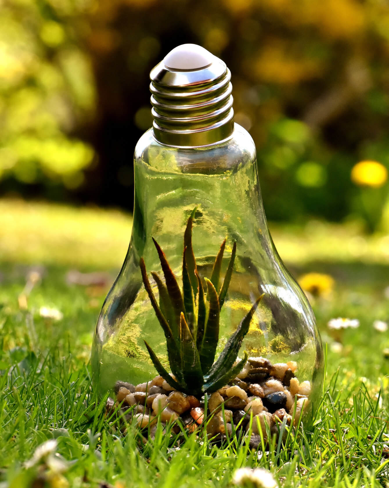 Jak oszczędzać energię za pomocą inteligentnego domu?